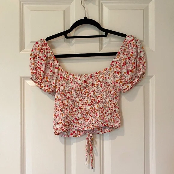 Forever 21 Floral Ruched Crop Top - Picture 2 of 5